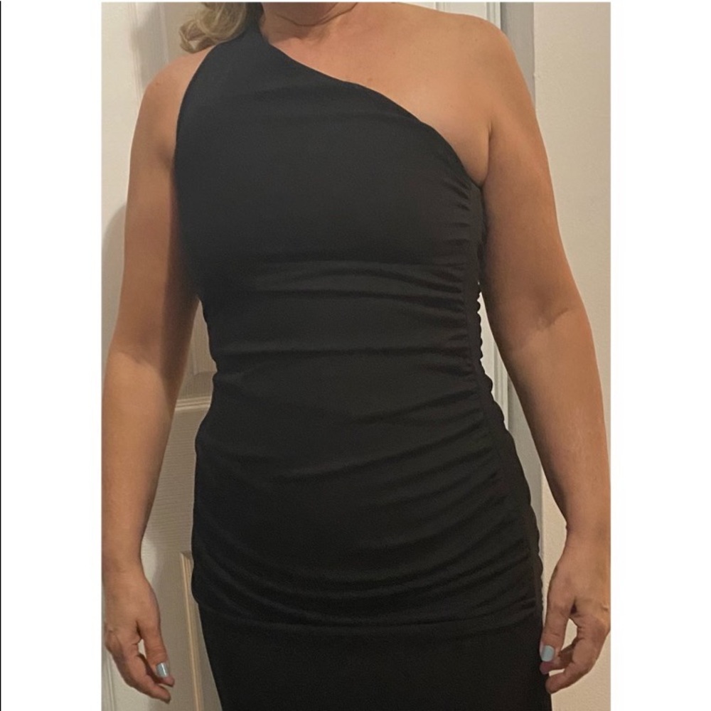 One shoulder dress